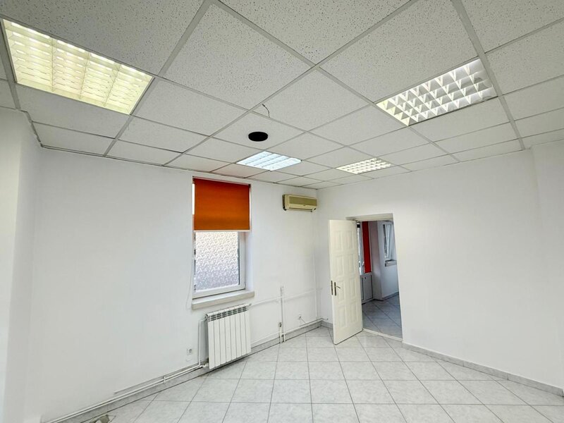 Mosilor, zona Foisorul de Foc, ideala birouri, clinica, after school, etc.